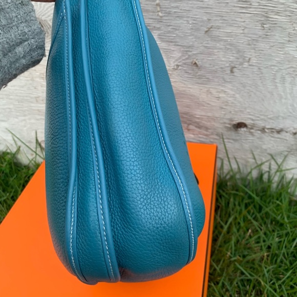 Authentic Hermès Evelyn III - Picture 3 of 6